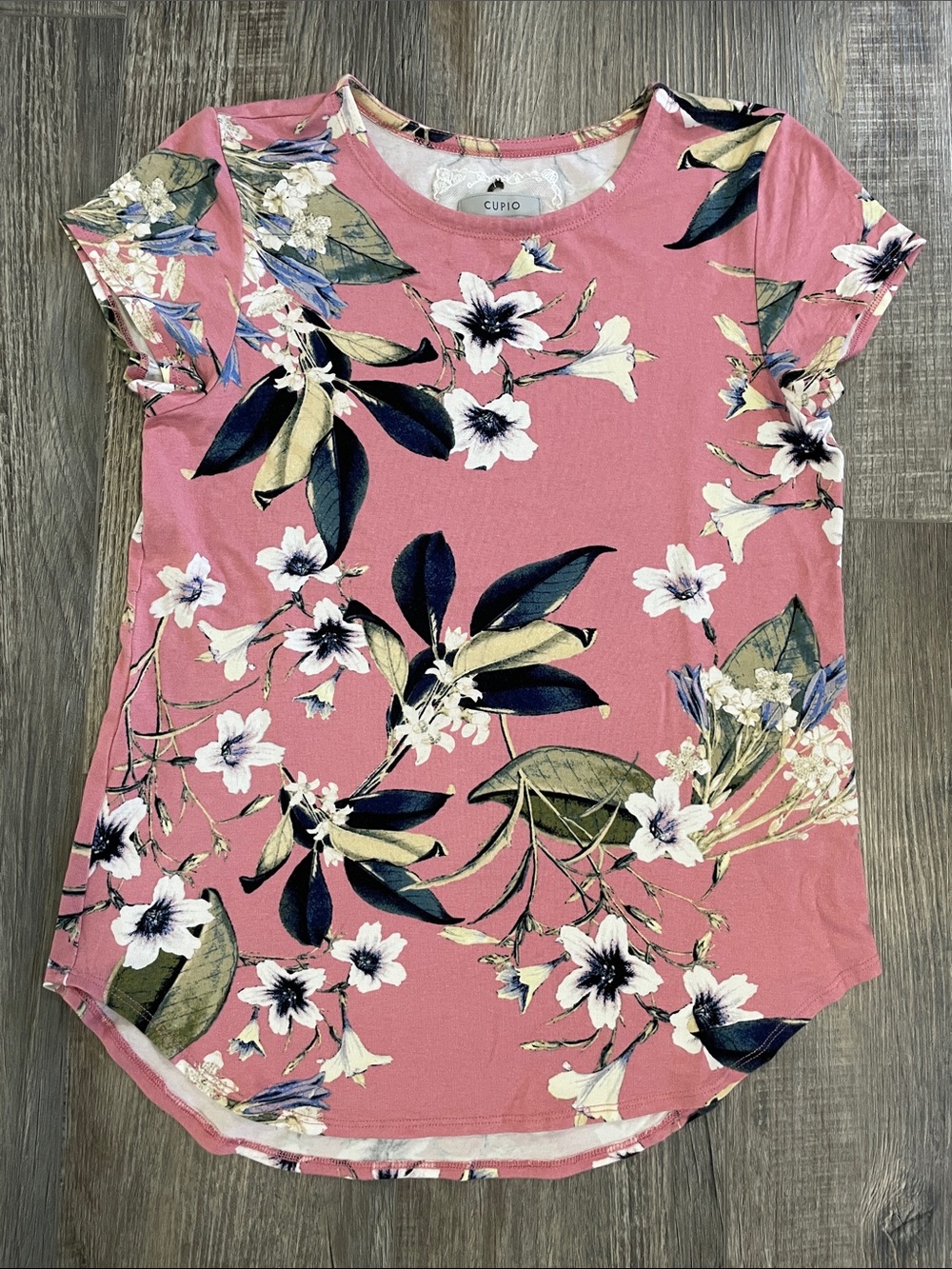Cupio Rose Pink Floral Short Sleeve Tee